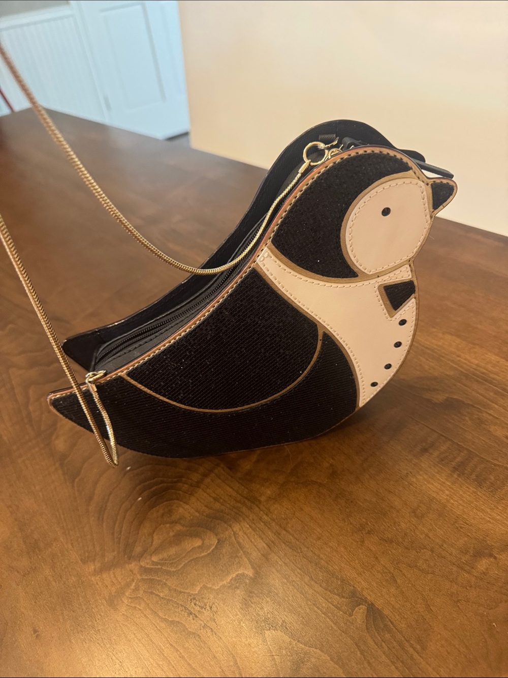 Kate Spade Penguin Novelty Crossbody/Shoulder Bag - Picture 3 of 4